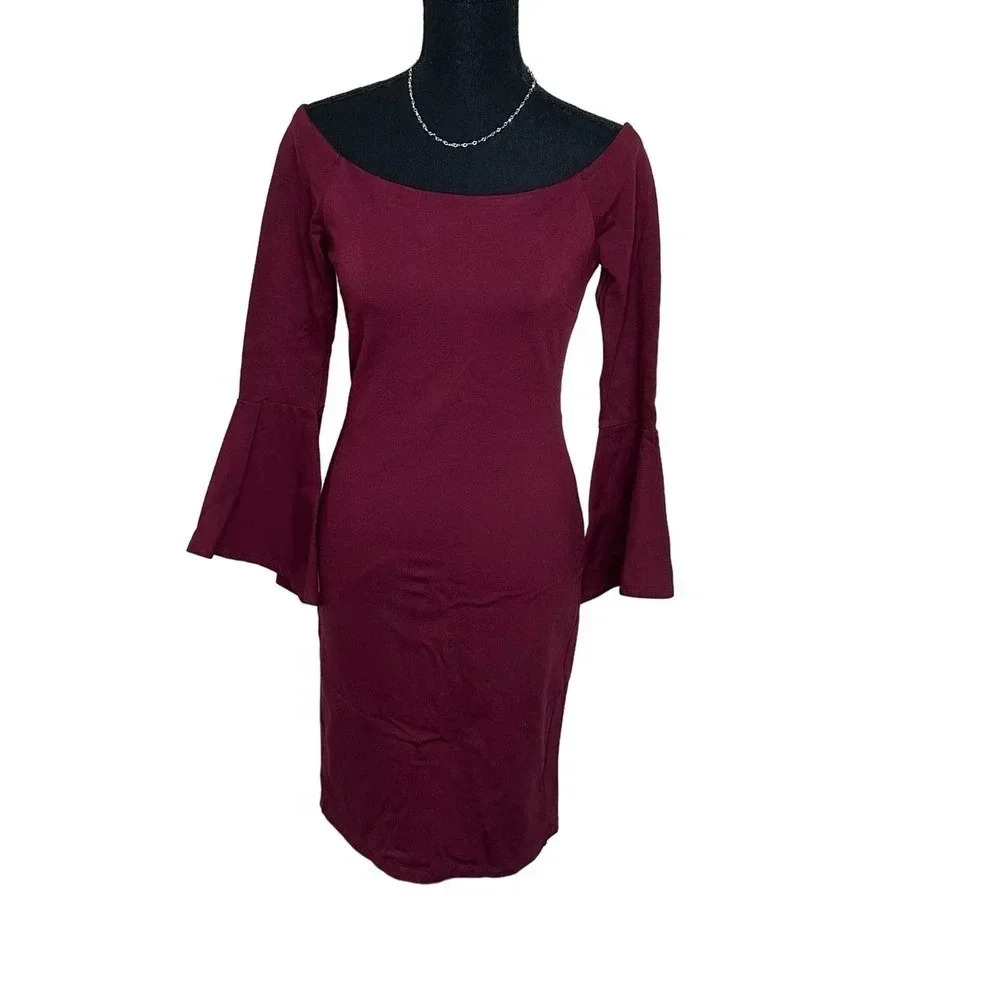 Lulus M wine red of the shoulder bell sleeve back‎ zipper + slit bodycon dress